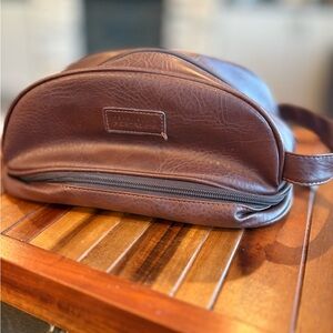 Perry Ellis Portfolio Men's Faux Leather Toiletry and Travel Kit Brown Vintage